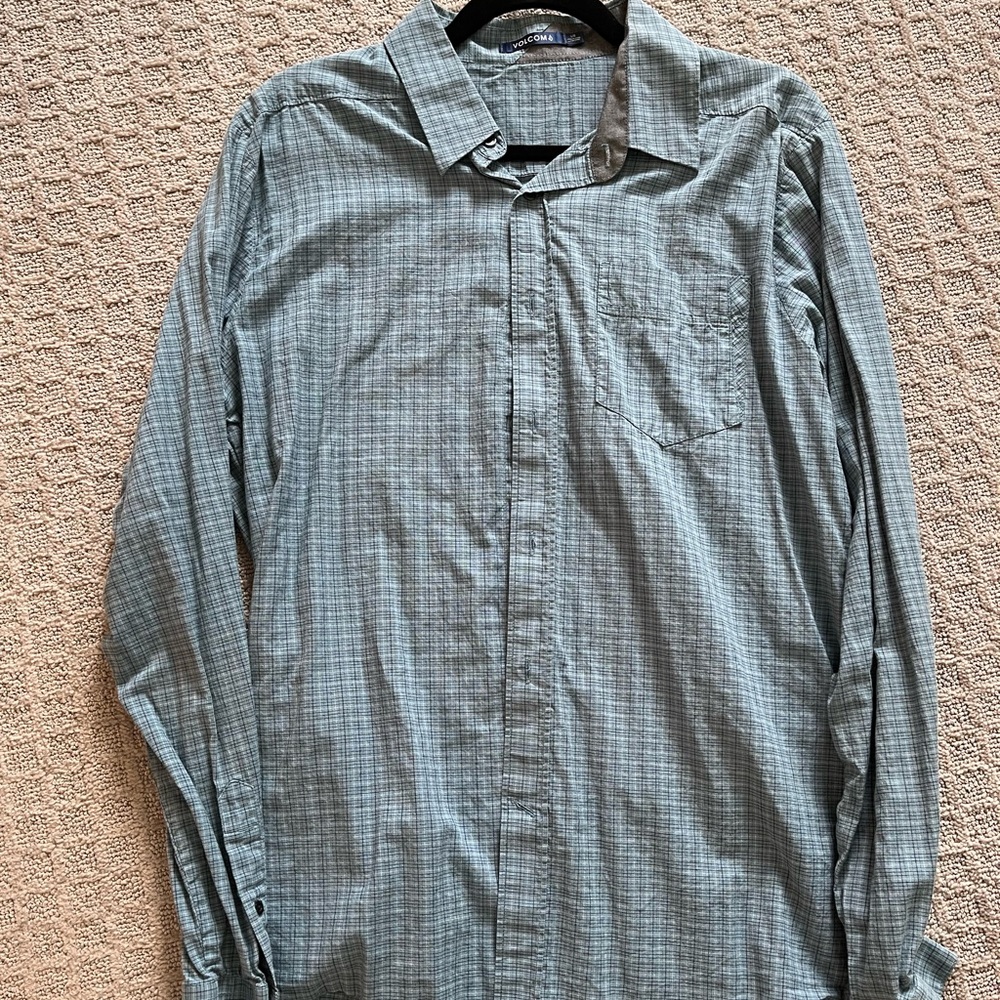 Volcom long Sleeve button up